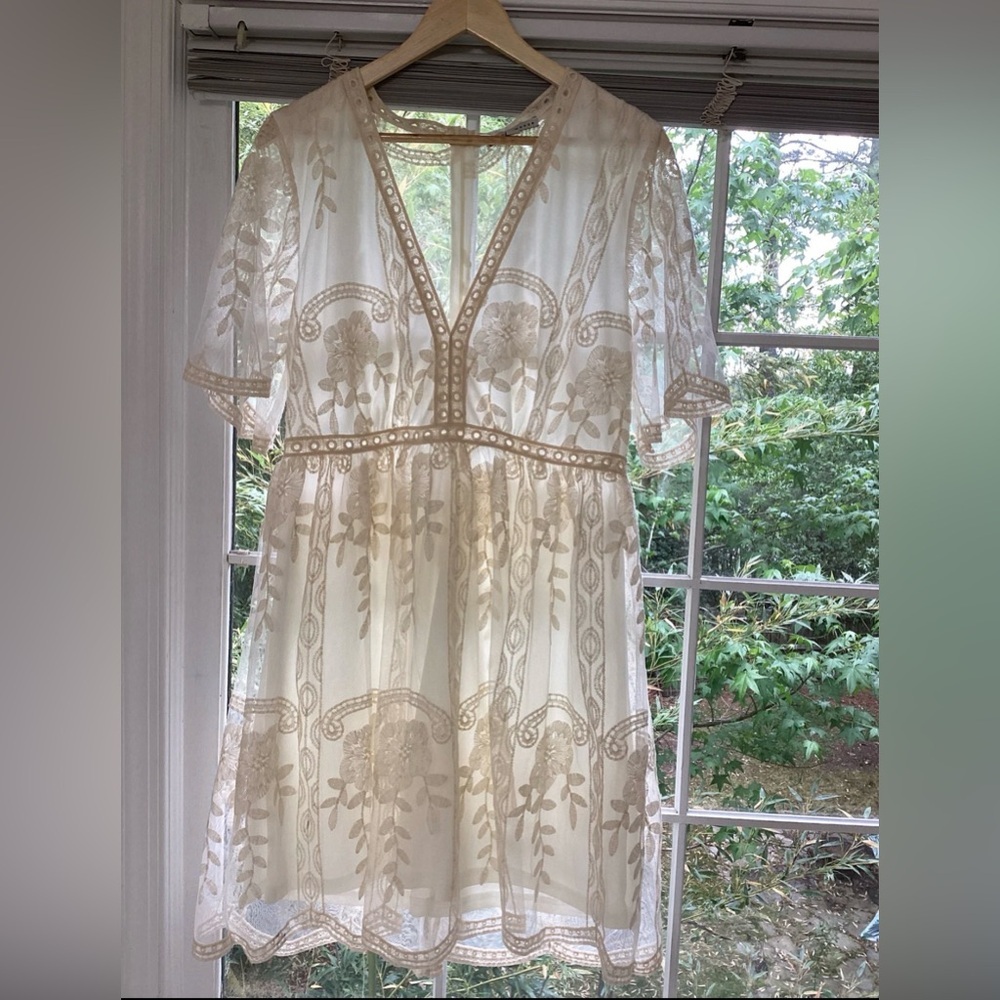 Bella Ella Sheer Embroidered Floral Maxi Dress Cream XL